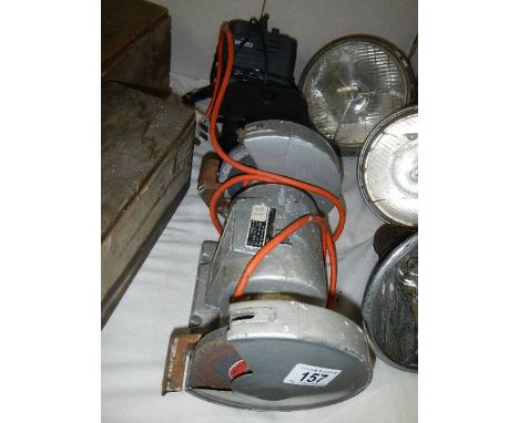 A Black and Decker bench grinder and 2 tyre inflaters (untested)