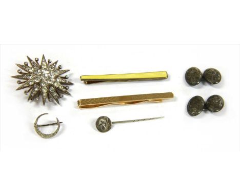 A Continental silver gilt enamel tie slide, marked 830s, a pair of Victorian sterling silver cufflinks, an aesthetic movement