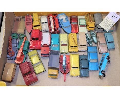 32x Matchbox Series vehicles. Including; Ford Station Wagon, Lincoln Continental, Unimog, Studebaker, Ford Corsair, Lambretta