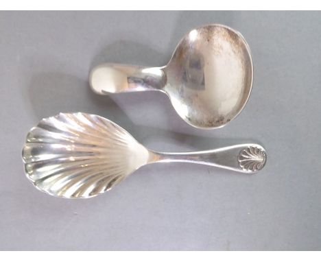 Two hallmarked silver caddy spoons: maker's mark F.H. and D.P. (27.6g)