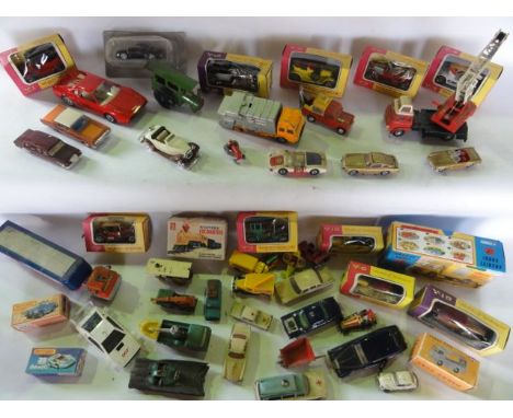 A quantity of die-cast vehicles to include a Dinky Jones Fleetmaster working crane, a Corgi articulated trailer 1157, a Corgi