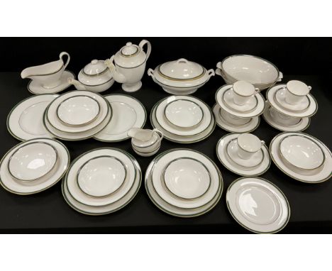 A Spode Tuscana pattern dinner and tea set for six inc tureen and cover, vegetable dishes, dinner plates coffee and tea pots,