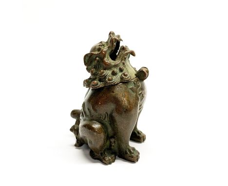 A Chinese bronze liondog censer, H. 7cm.