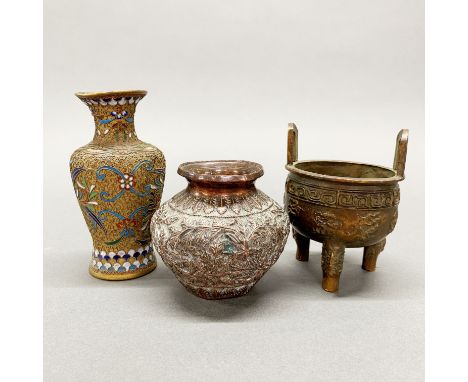 A Chinese cast bronze censer, H. 10cm. Together with an eastern copper bronze bowl and a Chinese enamelled vase.