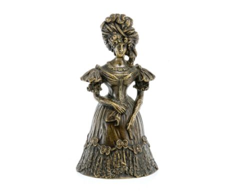 Figürliche Tischglocke  Historismus, E. 19. Jh. Rokoko-Dame mit Hut im Miederkleid mit Reifrock. Bronze, honigfarben. Eingehä
