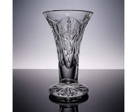 This elegant Waterford Crystal Best Wishes vase showcases the brand's signature brilliance and wedge-cut patterns, crafted in