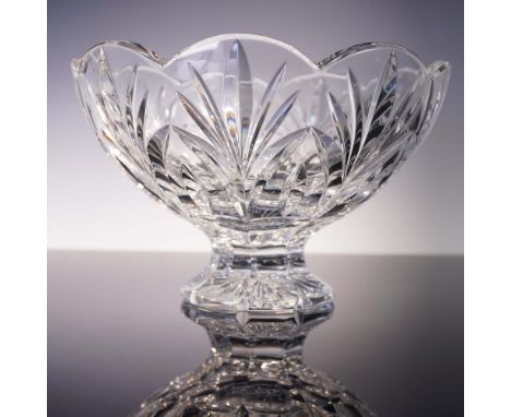 This elegant footed bowl from Marquis by Waterford Crystal showcases the refined Canterbury pattern, featuring deeply cut fan