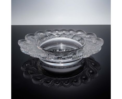 This exquisite Auriac crystal center bowl by Lalique features an intricate design of alternating frosted and clear sunburst m