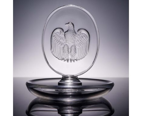 This delightful Lalique crystal ring dish features a frosted bald eagle majestically sanding at the center of a clear crystal