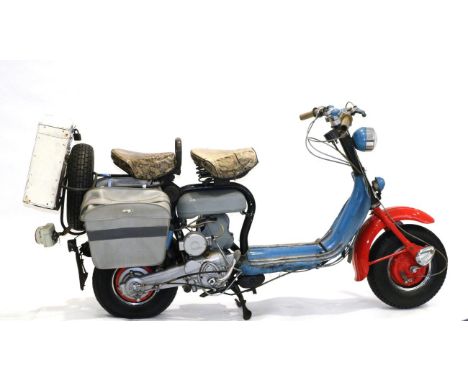 Lambretta LD150 Fairing removed, foot plate is damaged and has trim missing. Throttle and gear shift original and useable con