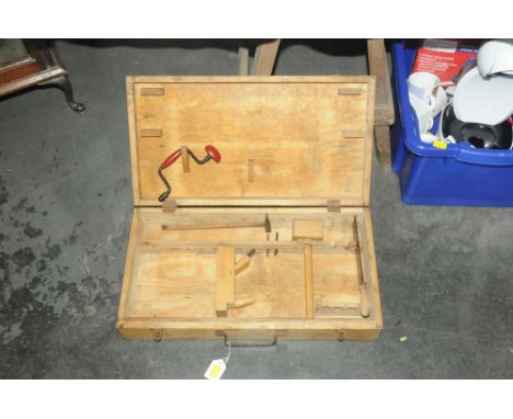 Vintage child's tool box 