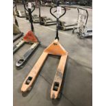 Global 5500-Lb Hydraulic Pallet Jack