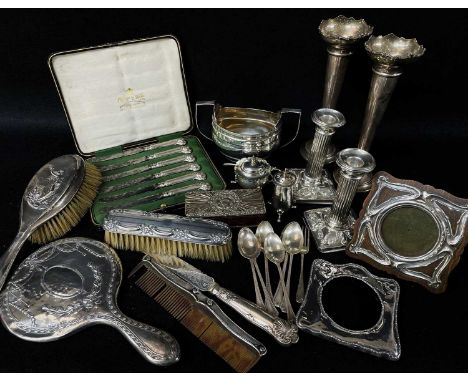 ASSORTED SILVER ITEMS, including oval sugar basin, pair loaded dwarf candlesticks, pair stem vases, cased set Mappin & Webb p