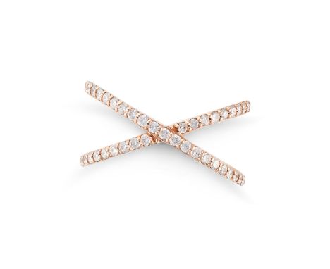 A DIAMOND CROSSOVER RING in crossover design, set with round brilliant cut diamonds, inscribed 0.46ct, stamped 14K, size L / 