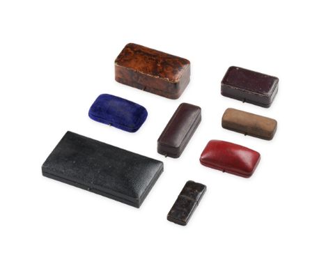 A COLLECTION OF VINTAGE AND ANTIQUE JEWELLERY BOXES comprising eight boxes of various functions.