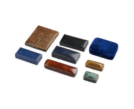 A COLLECTION OF VINTAGE AND ANTIQUE JEWELLERY BOXES comprising eight boxes of various functions.
