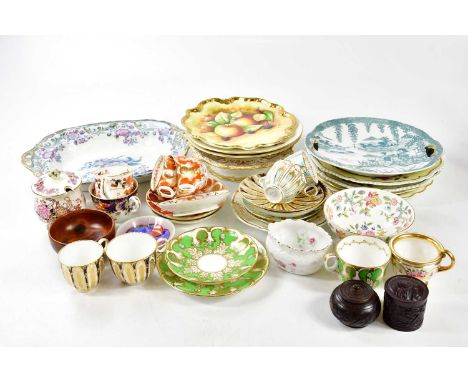 COALPORT; a hand painted fruit plate by Jane Mottram with gilt scalloped edge, diameter 22.5cm, together with a collection of