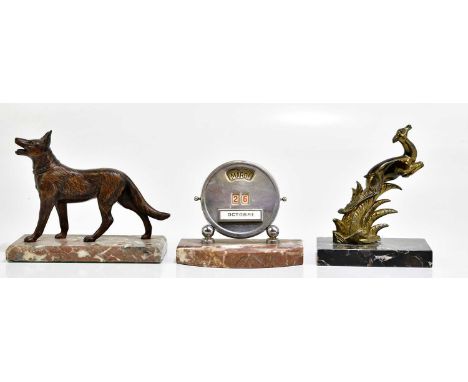 An Art Deco chrome French desk calendar on marble plinth base, length 15cm, together with two Art Deco bronzed metal figures 