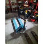 +VAT Ameise green pallet truck