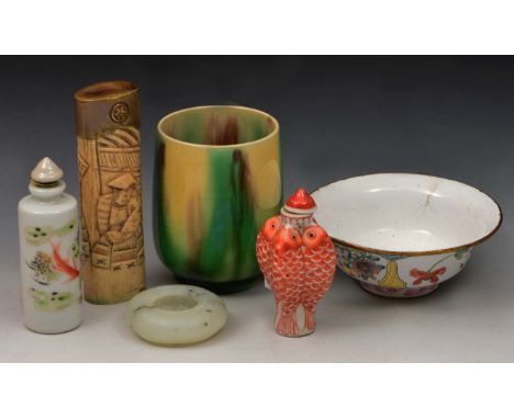 Group of Japanese and Chinese pieces to include a small hardstone brush washer, a Chinese cylindrical snuff bottle painted fi