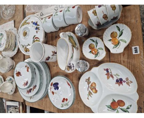 Royal worcester evesham pattrn dinner wares.