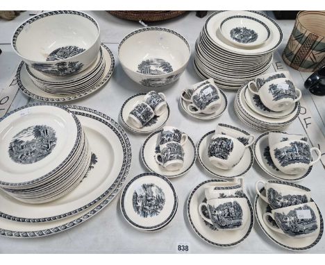 A Wedgwood Lugano pattern tea and dinner service.