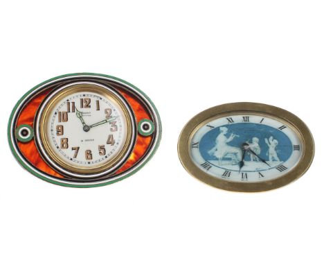 Attractive French small eight day strut timepiece clock circa 1930, the 2" cream dial signed Maquet Paris. Nice, within a det