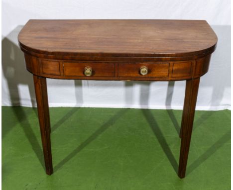 A Georgian mahogany card table, 90cm x 45cm and 73cm tall