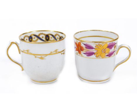 Two New Hall porcelain coffee cups, c.1785, one cup with clip handle and decorated with a single gilt line and gilt swag, the