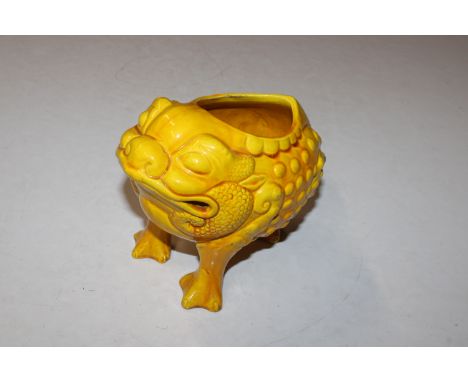 A Burmantofts Grotesque spoon warmer / vase in the form of a toad AF