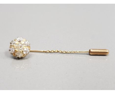 9CT YELLOW GOLD DIAMOND SET STICK PIN APPROXIMATELY 0.80CTS 2.4G GROSS