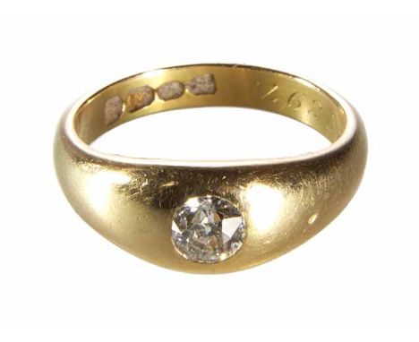 Victorian 18ct yellow gold diamond solitaire ring, central diamond measuring approx. 0.33ct, rubover set to 18ct yellow gold 