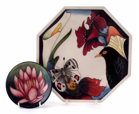 Moorcroft Medley octagonal plate, signed on reverse by eight artists, also Moorcroft Collectors Club 2001 dish, both boxed, t