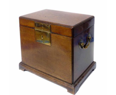 George III mahogany cellaret, hinged lid with moulded edge opening to reveal six division bottle holder, replacement hinges a