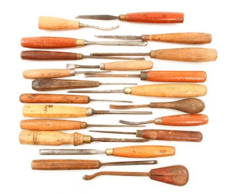 20 carving tools G