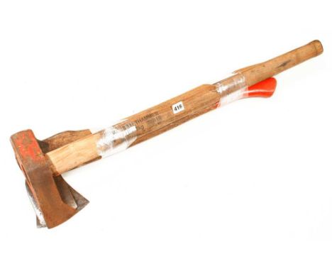 A log splitting axe and two other axes G