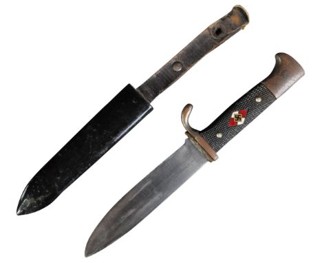 An original WWII Second World War Third Reich Nazi German Hitler Youth knife / dagger.&nbsp;The dagger having a hooked pommel