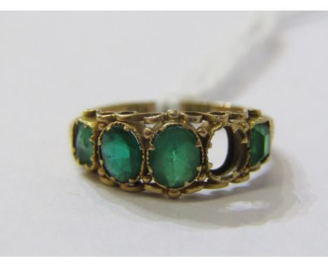 VINTAGE 15ct YELLOW GOLD EMERALD RING, missing 1 stone, approx. 2.7 grams, size O 