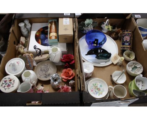 A mixed collection of items to include Poole pottery dolphins, trinket boxes, plates, ceramic flowers, etc. (2 trays)