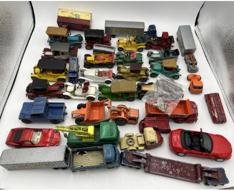 A collection of various diecast toys to include Matchbox,: Foden Breakdown Tractor, Hoveringham Tipper, Allis-Chalmers Motor 