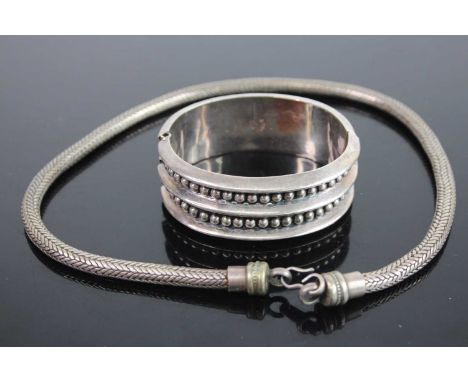 A Mexican white metal cuff bangle, stamped 925 together with heavy white metal snake link necklace (2)