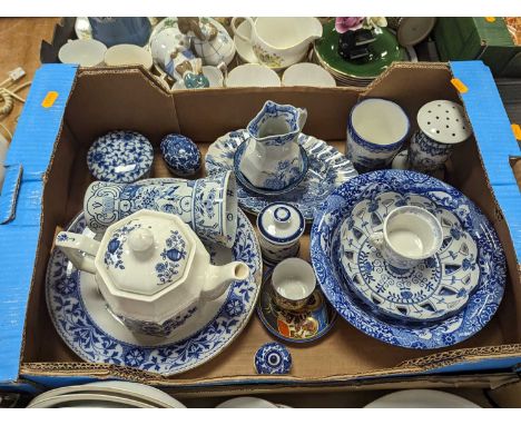 A collection of blue &amp; white transfer decorated wares to include Copelands Spode Italian pattern table bowl, a Kensington