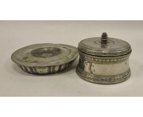 A Continental pewter miniature alms dish inscribed with ownership initials IR and with touchmark of bear and pillar quartered