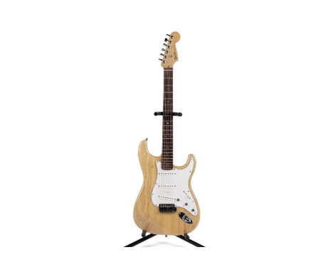 A Fender USA Deluxe Stratocaster, serial number N0xxxx02, made in Corona California, natural finish fitted with Lindy Fralin 