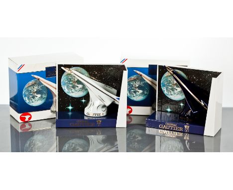 COGNAC GAUTIER CONCORDE
Cognac in blue ceramic Concorde aircraft model. 20cl, 40% volume, in presentation box.
COGNAC GAUTIER