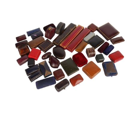 A quantity of Antique jewellery boxes, including examples for pendants, bracelets, bangles, rings, etc . Condition Report:Lot