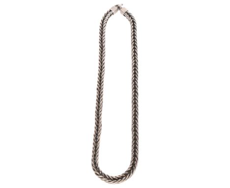 A heavy Continental sterling silver foxtail link chain necklace, of square form, 44cm, 75.1g . Condition Report:No damage or 
