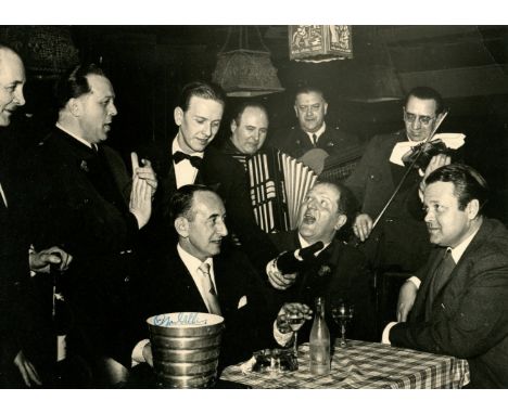 WELLES ORSON: (1915-1985) American Actor &amp; Film Director, Academy Award winner. An excellent vintage signed 9 x 6.5 photo