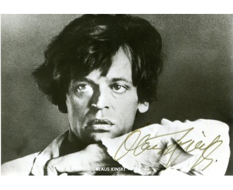 KINSKI KLAUS: (1926-1991) German Actor. Vintage signed 4 x 6 photograph, Kinski signing with his full name `Klaus Kinski´, th