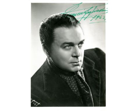 OPERA: Selection of vintage signed postcard photographs and slightly larger by various Italian sopranos and tenors including 